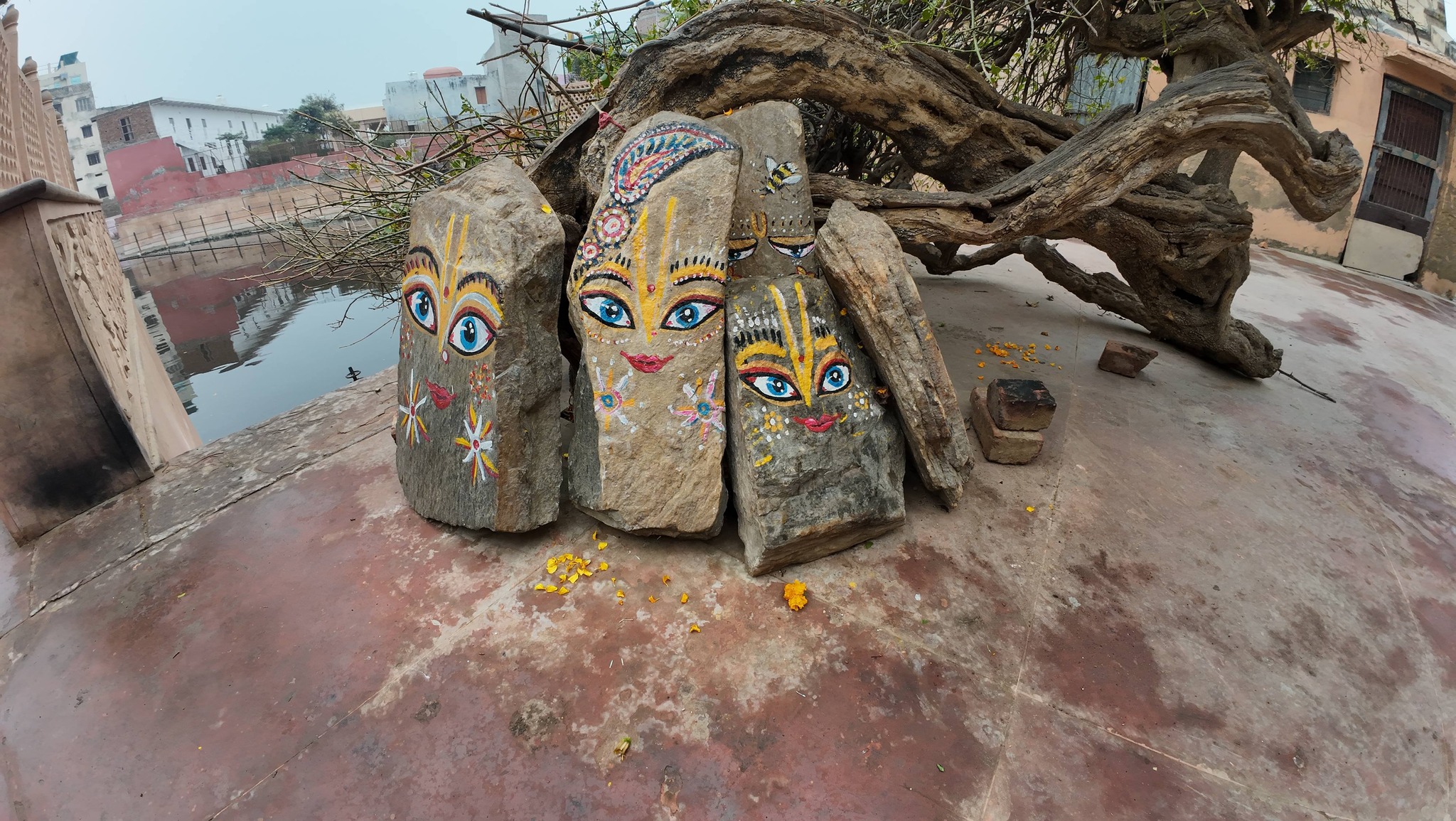 স্লাইড ৪